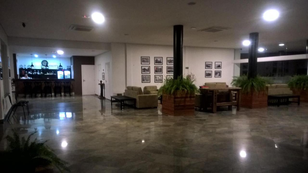 Galeria Hotel Jaú Exterior foto